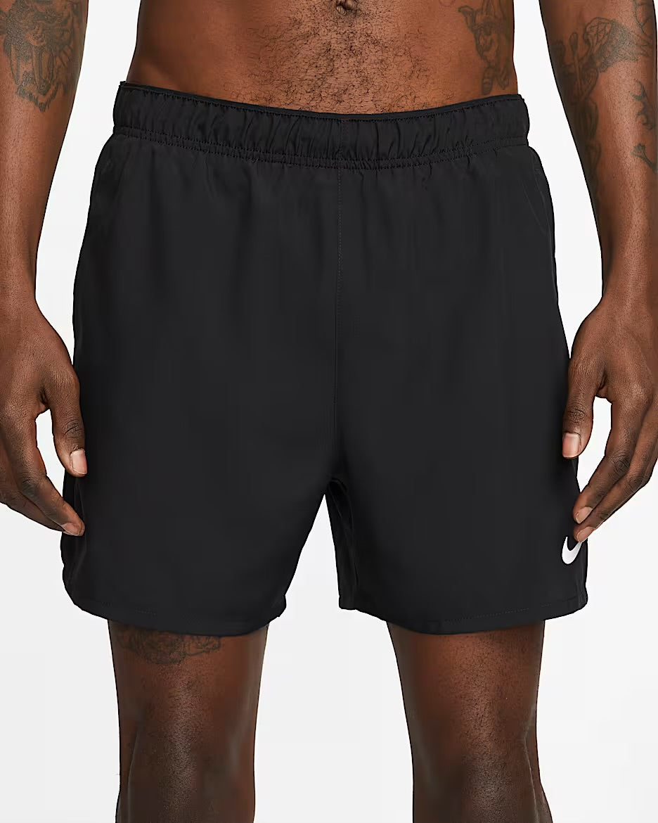 Nike Mens Dri-FIT 7" Challenger Shorts Black