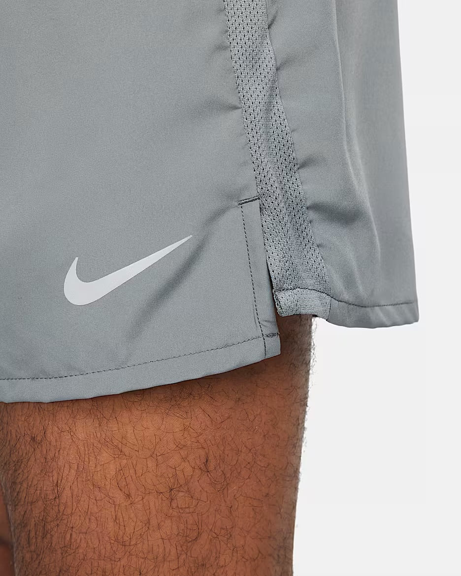 Nike Mens Dri-FIT 7" Challenger Shorts Grey
