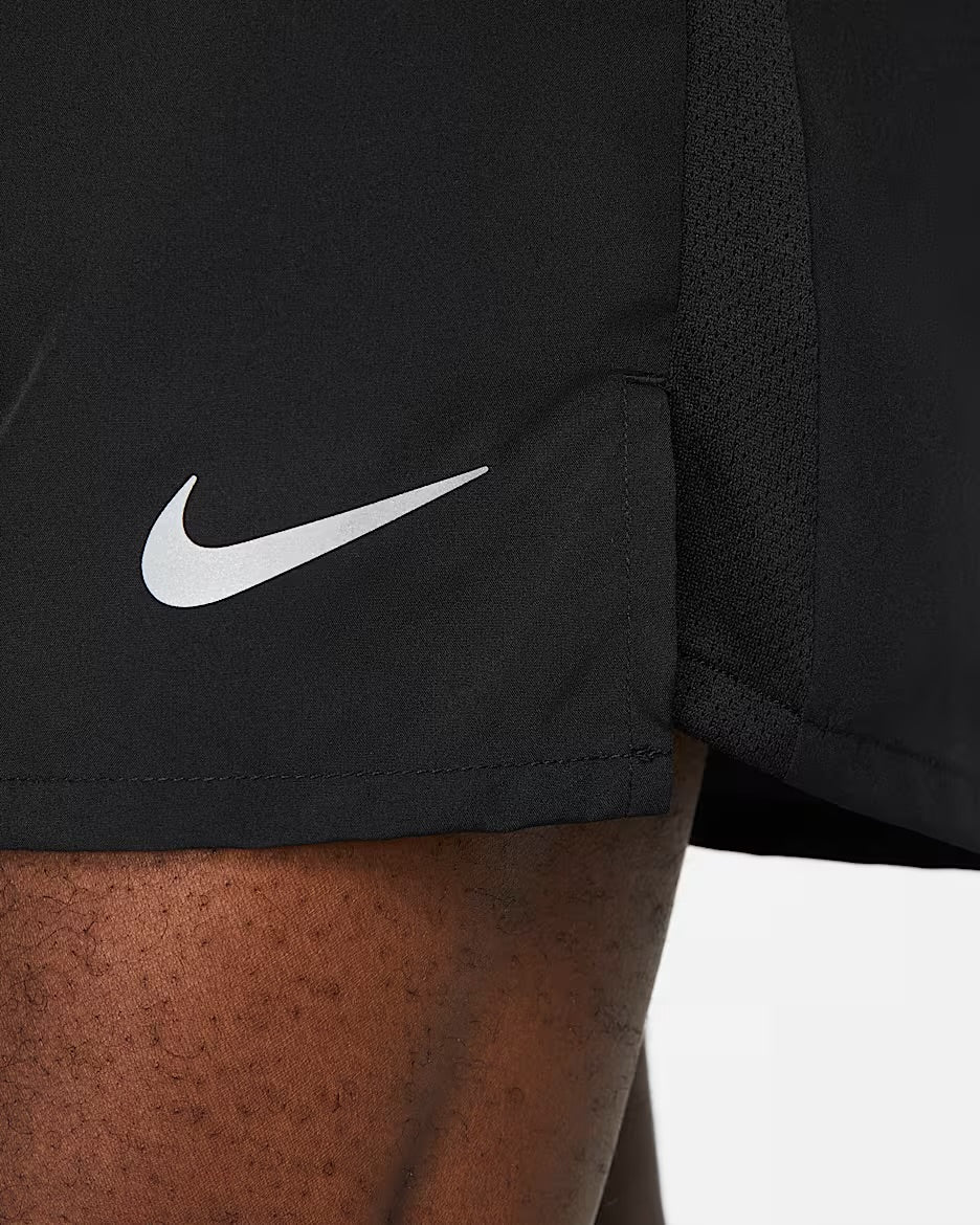 Nike Mens Dri-FIT 7" Challenger Shorts Black