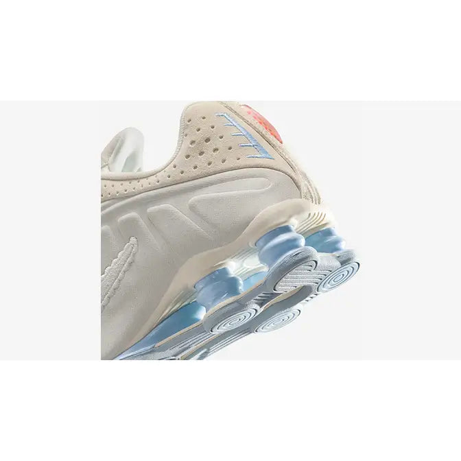 Nike Shox R4 “Pale Ivory”