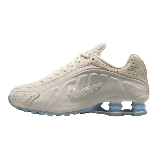 Nike Shox R4 “Pale Ivory”